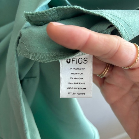 Figs Casma Scrub Top - Picture 8 of 8